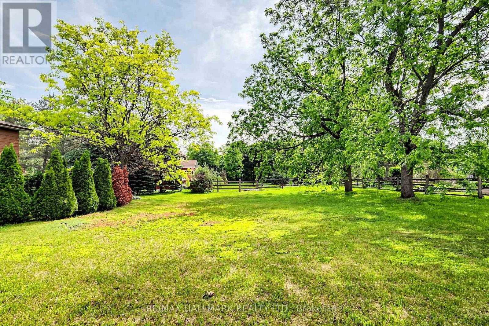5193 AURORA ROAD - 7