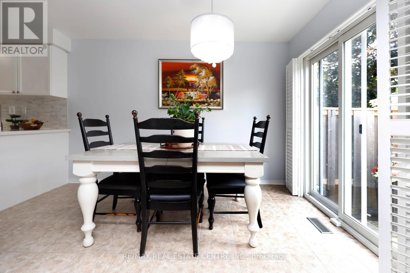#26 2022 ATKINSON DRIVE - 8