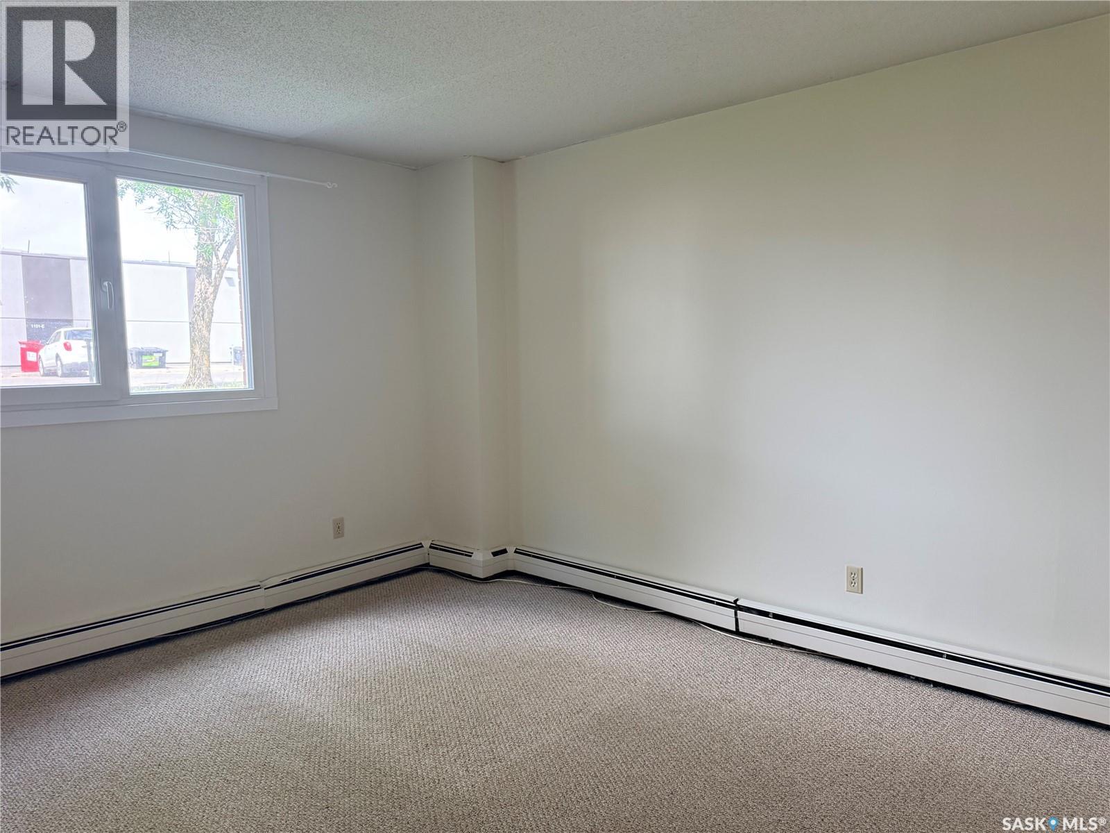 #12 19 Centennial STREET - 17