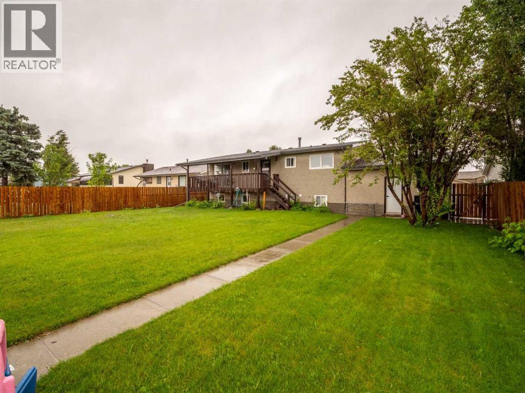 5408 45 Street — photo 47