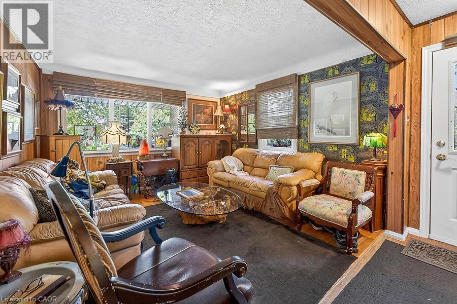 104 TEAL Avenue - 5