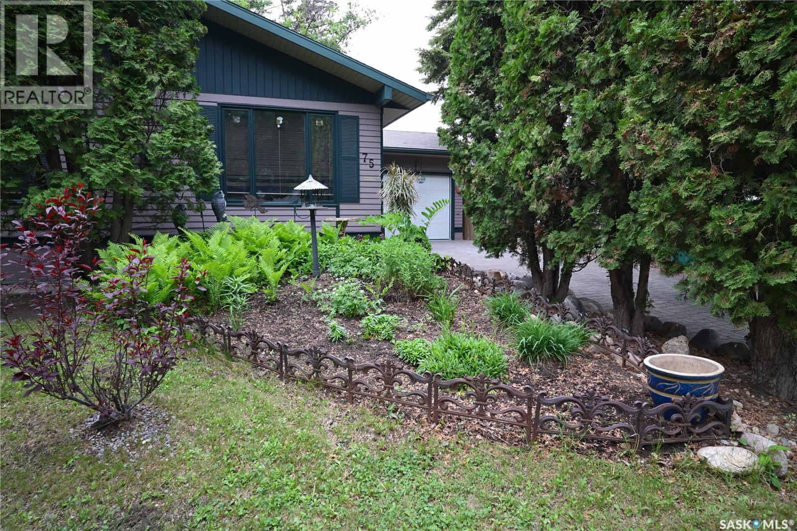 75 Richmond CRESCENT — photo 48