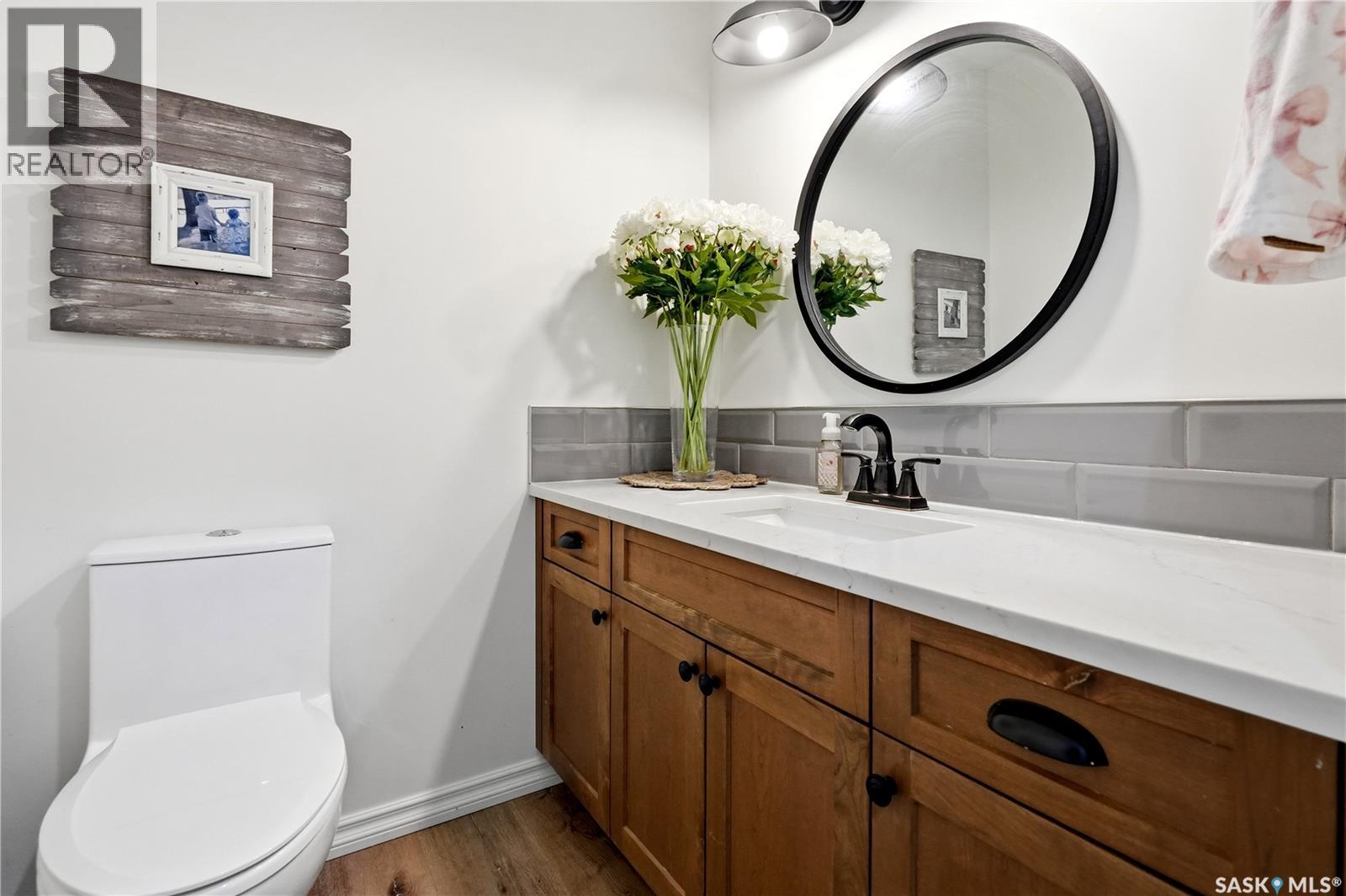 2206 Hanover CRESCENT E — photo 24