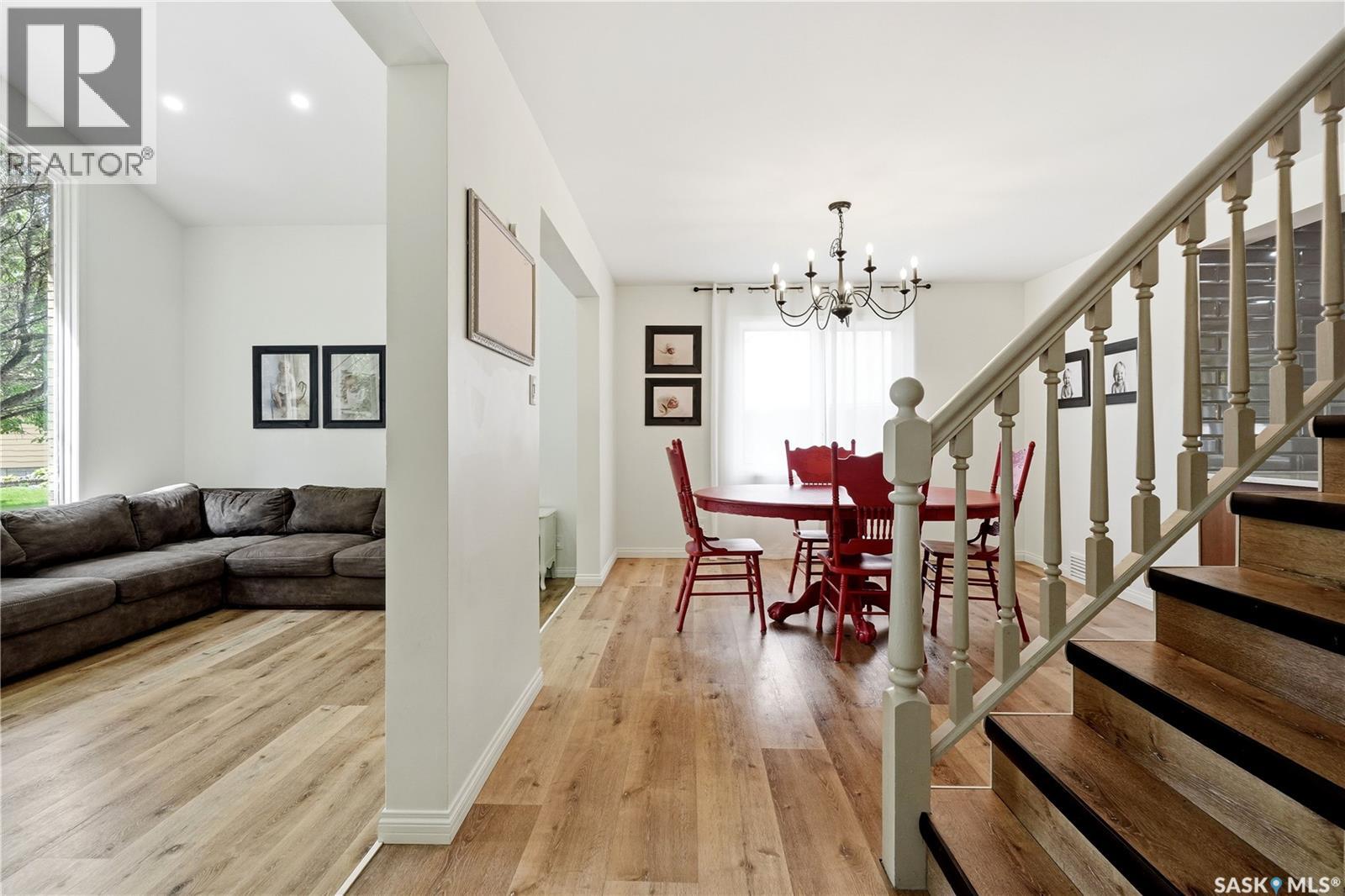 2206 Hanover CRESCENT E - photo 3