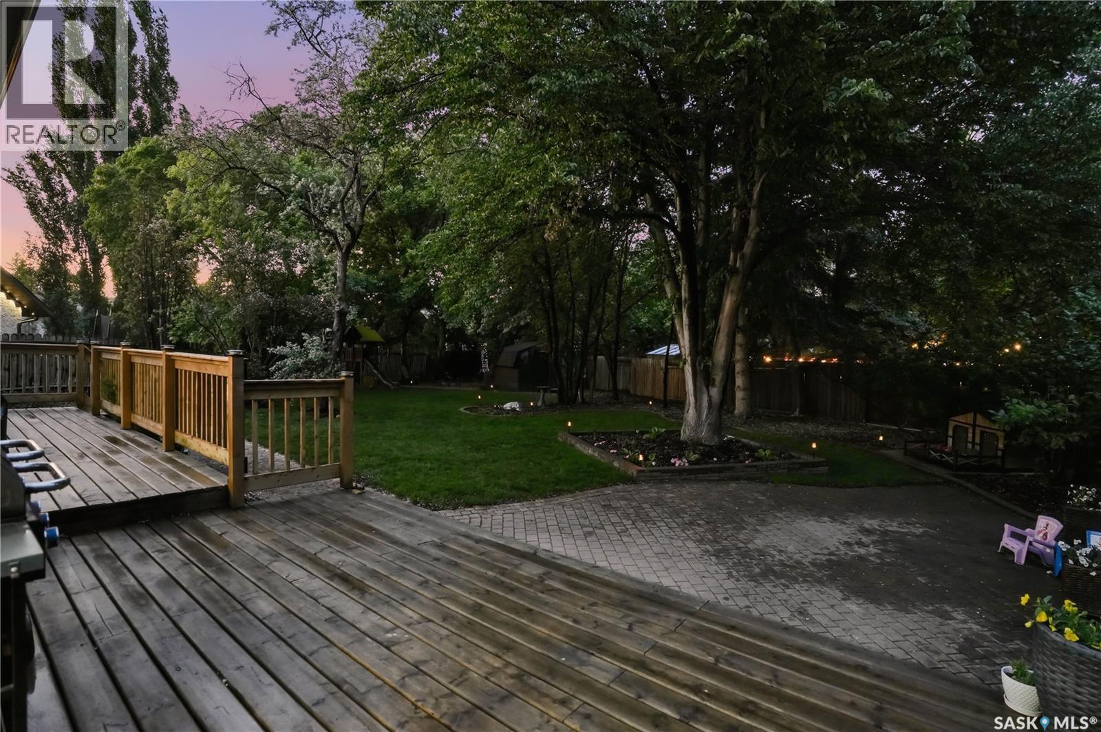 2206 Hanover CRESCENT E — photo 54