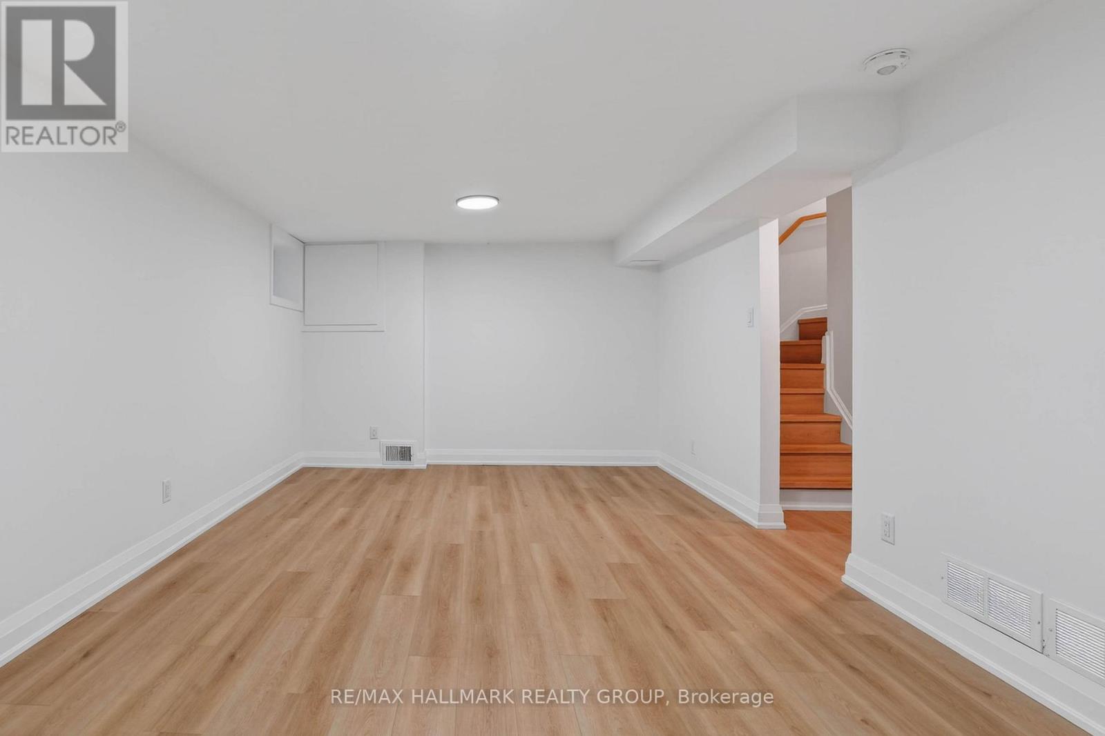3 Bed, 2 Bath House for Sale in Ottawa – 22 – 660 HOCHELAGA STREET, Ottawa – MLS# X13436654 - Image 33