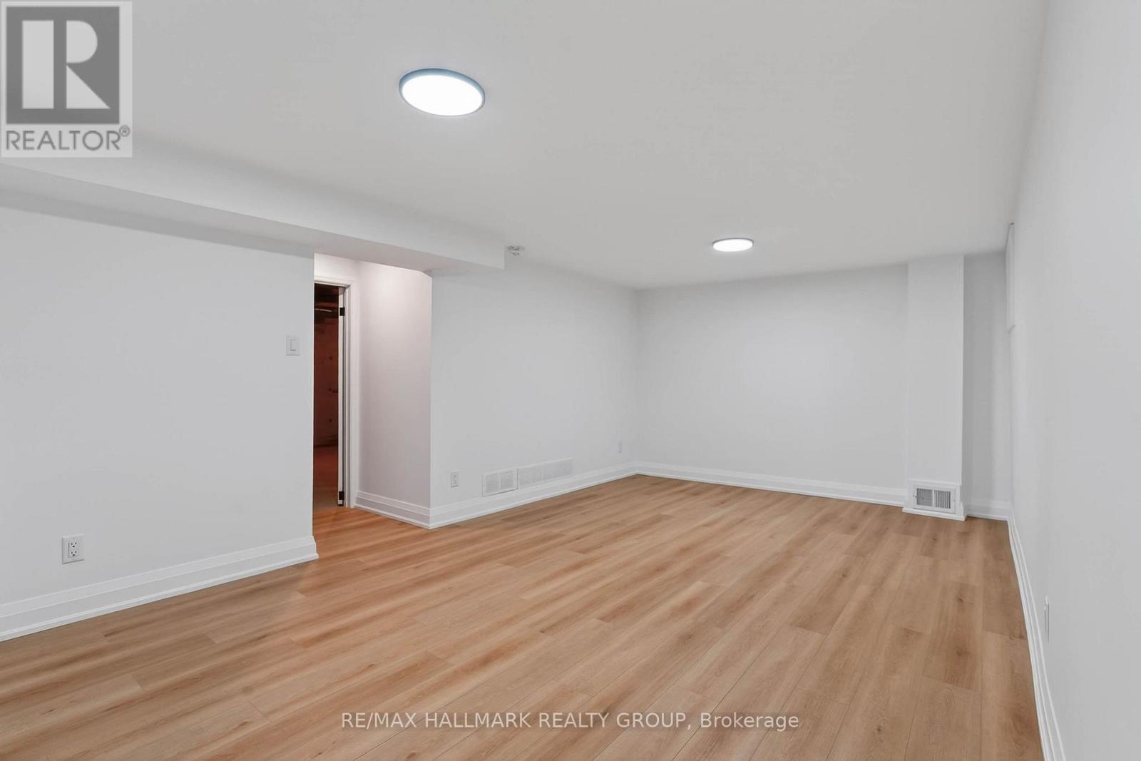 3 Bed, 2 Bath House for Sale in Ottawa – 22 – 660 HOCHELAGA STREET, Ottawa – MLS# X13436654 - Image 34