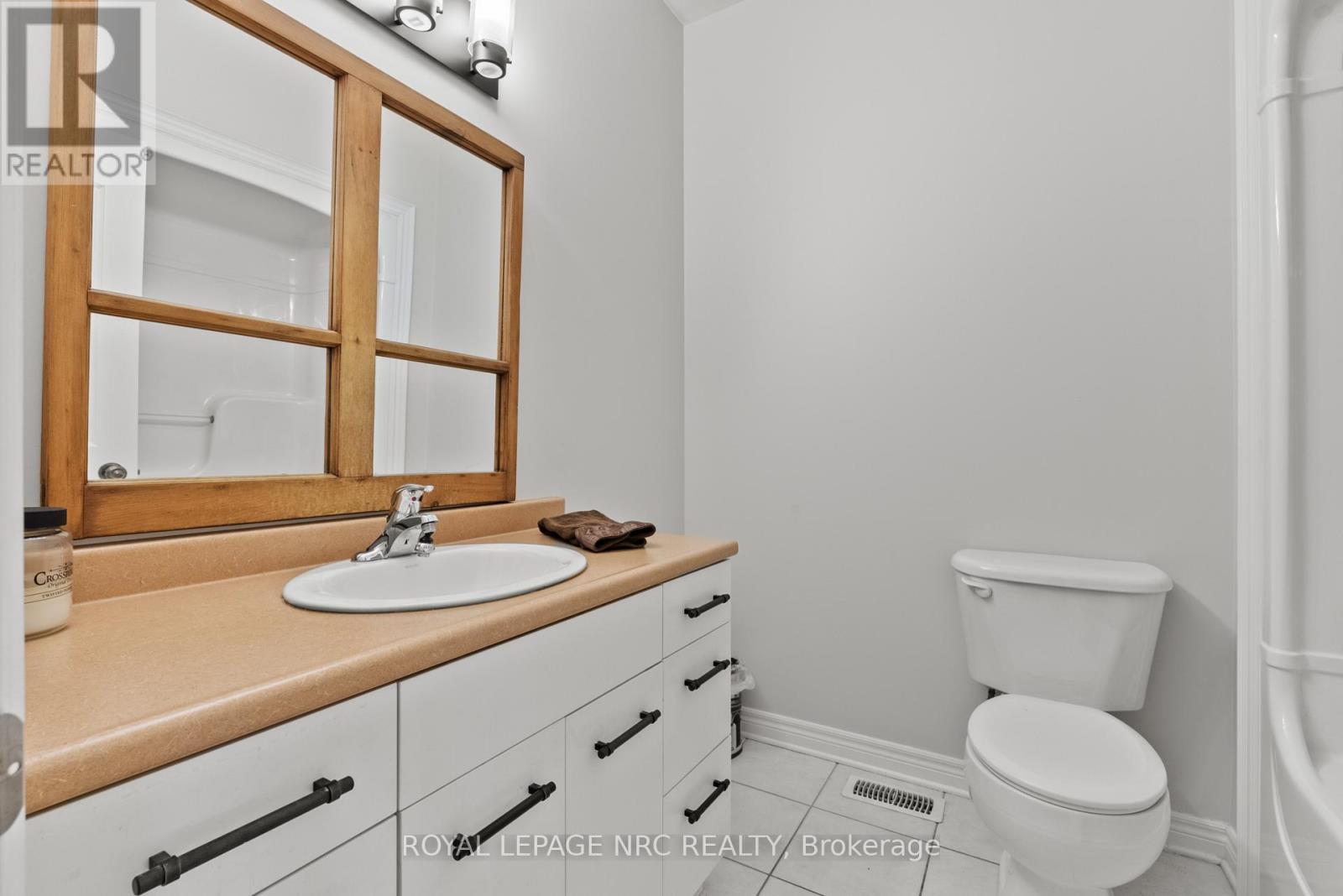 31 ANNMARIE DRIVE - Image 19