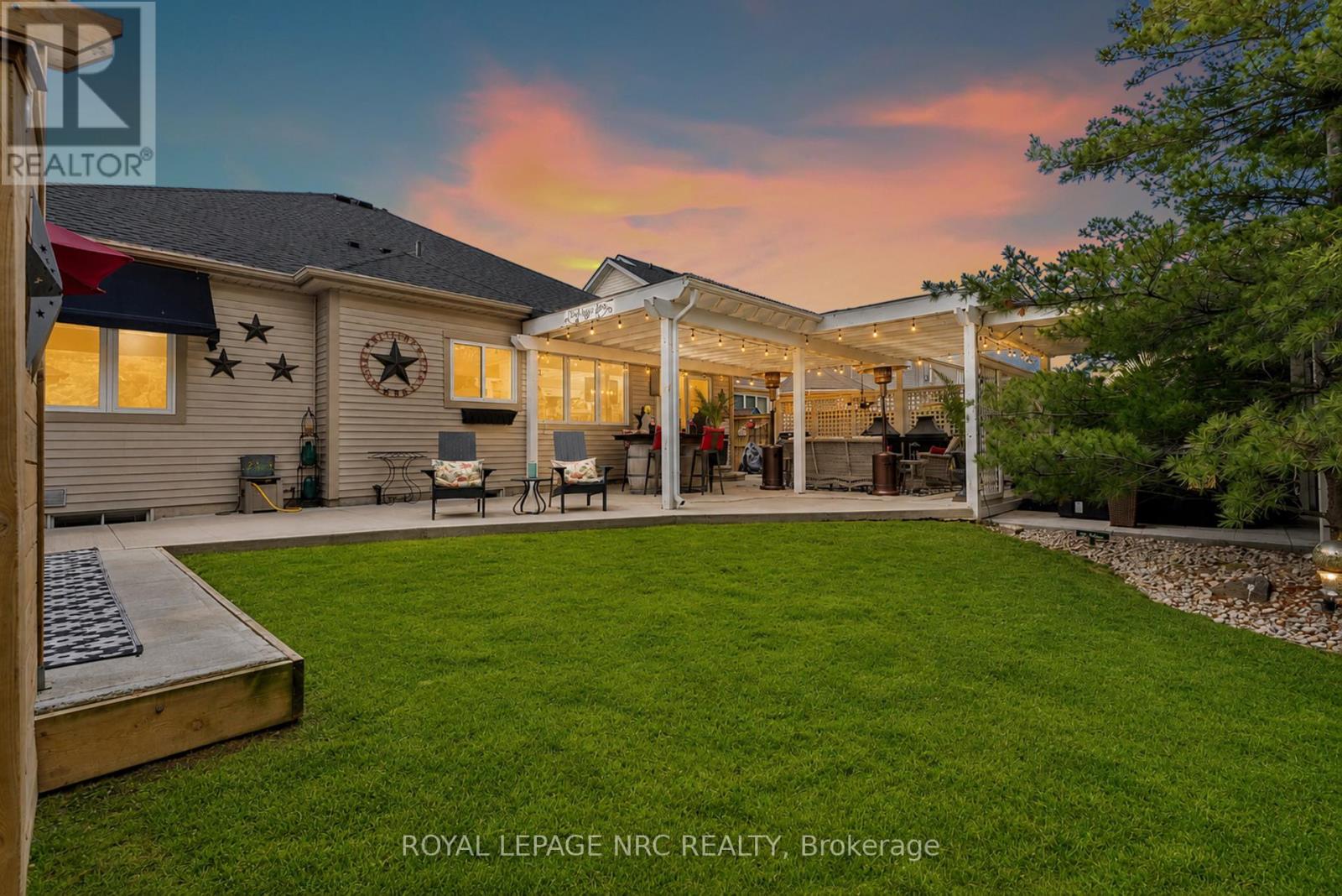 31 ANNMARIE DRIVE - Image 35