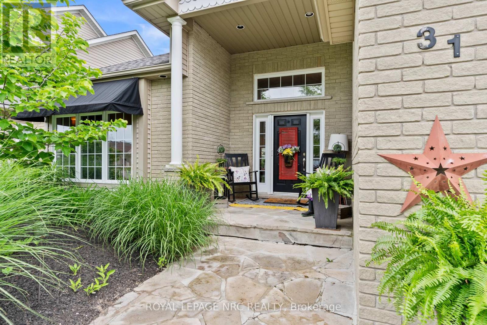 31 ANNMARIE DRIVE - Image 4