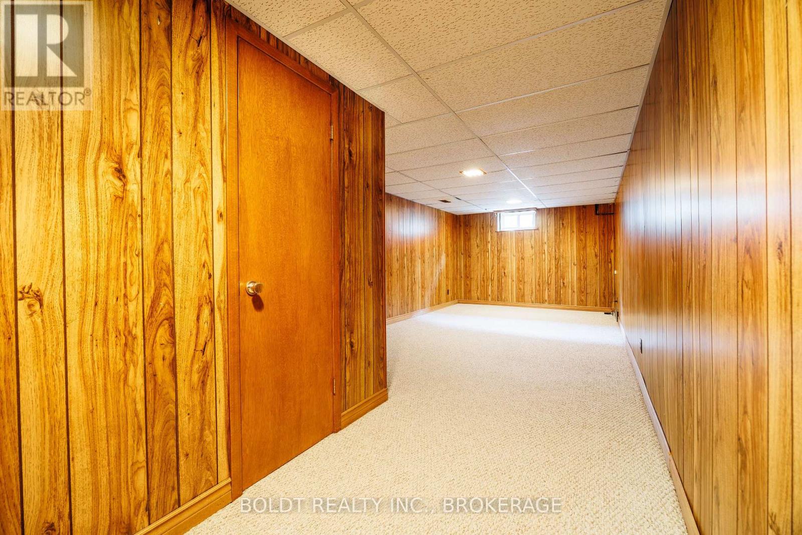 4114 BARRY DRIVE - Image 20