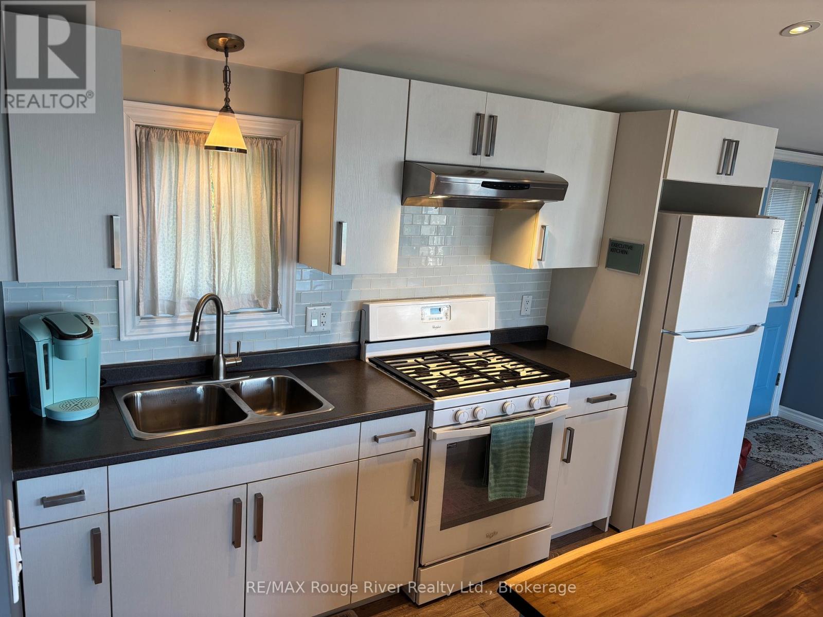 #14 116 CEDARDALE ROAD - 14