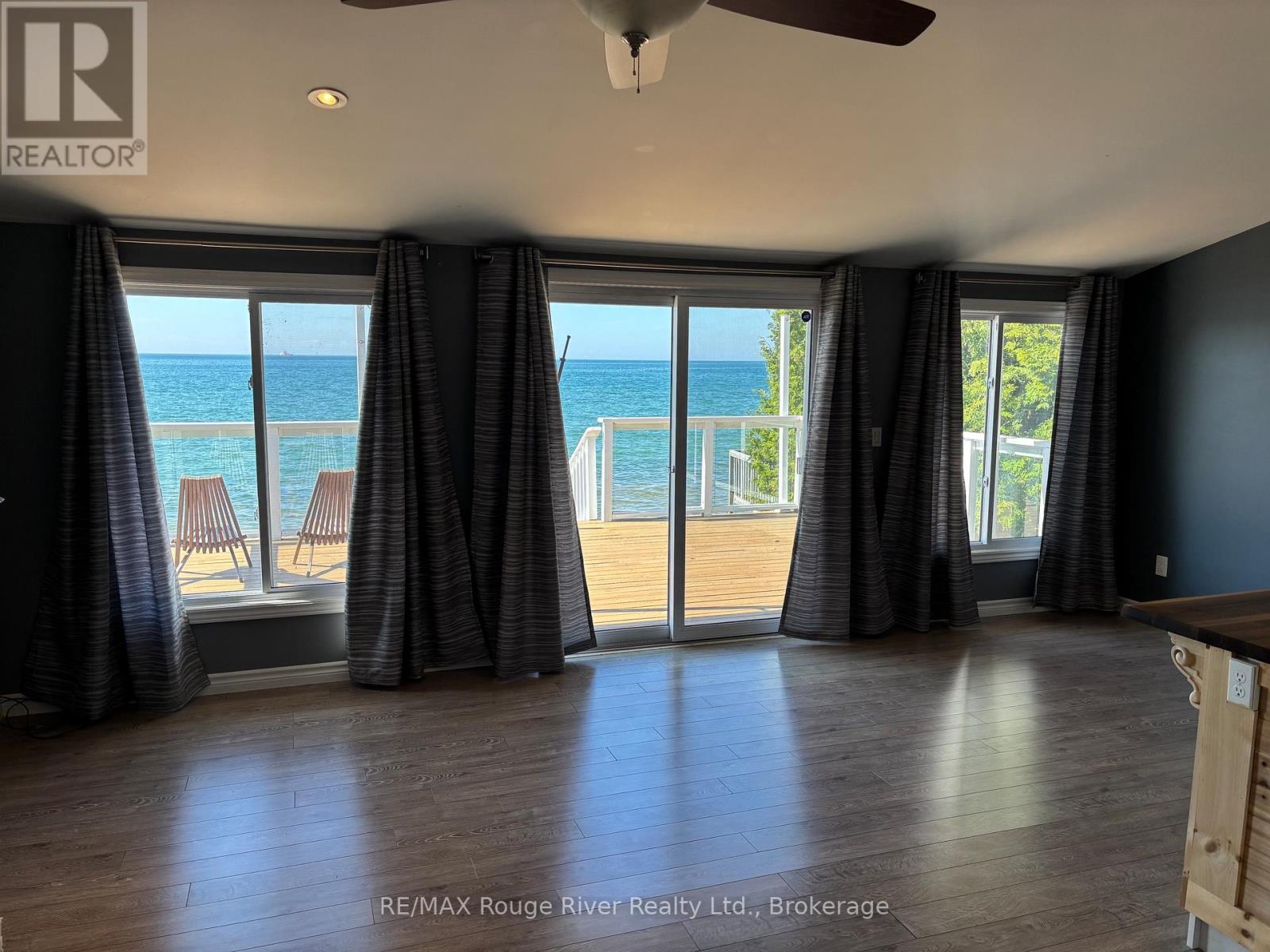 #14 116 CEDARDALE ROAD - 16