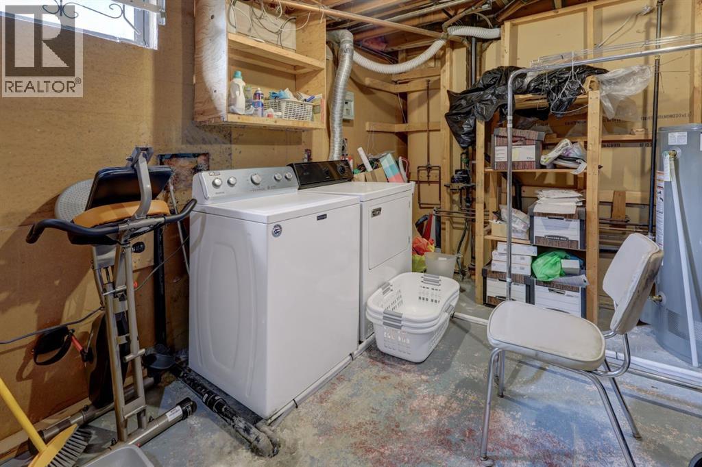 68 Brown Crescent NW — photo 30