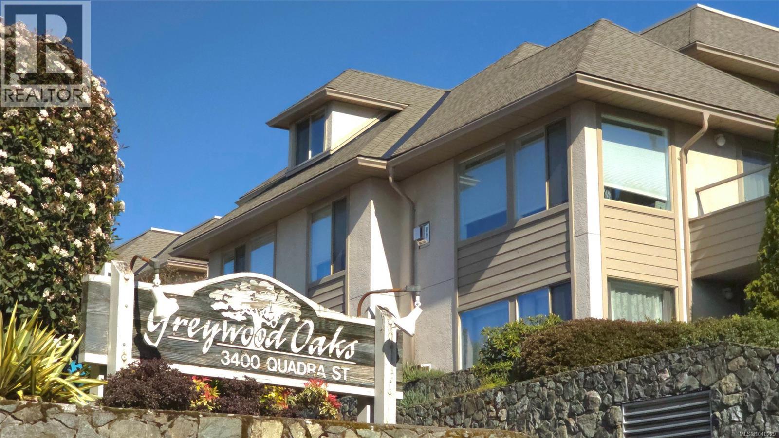 101 3400 Quadra Street, Saanich