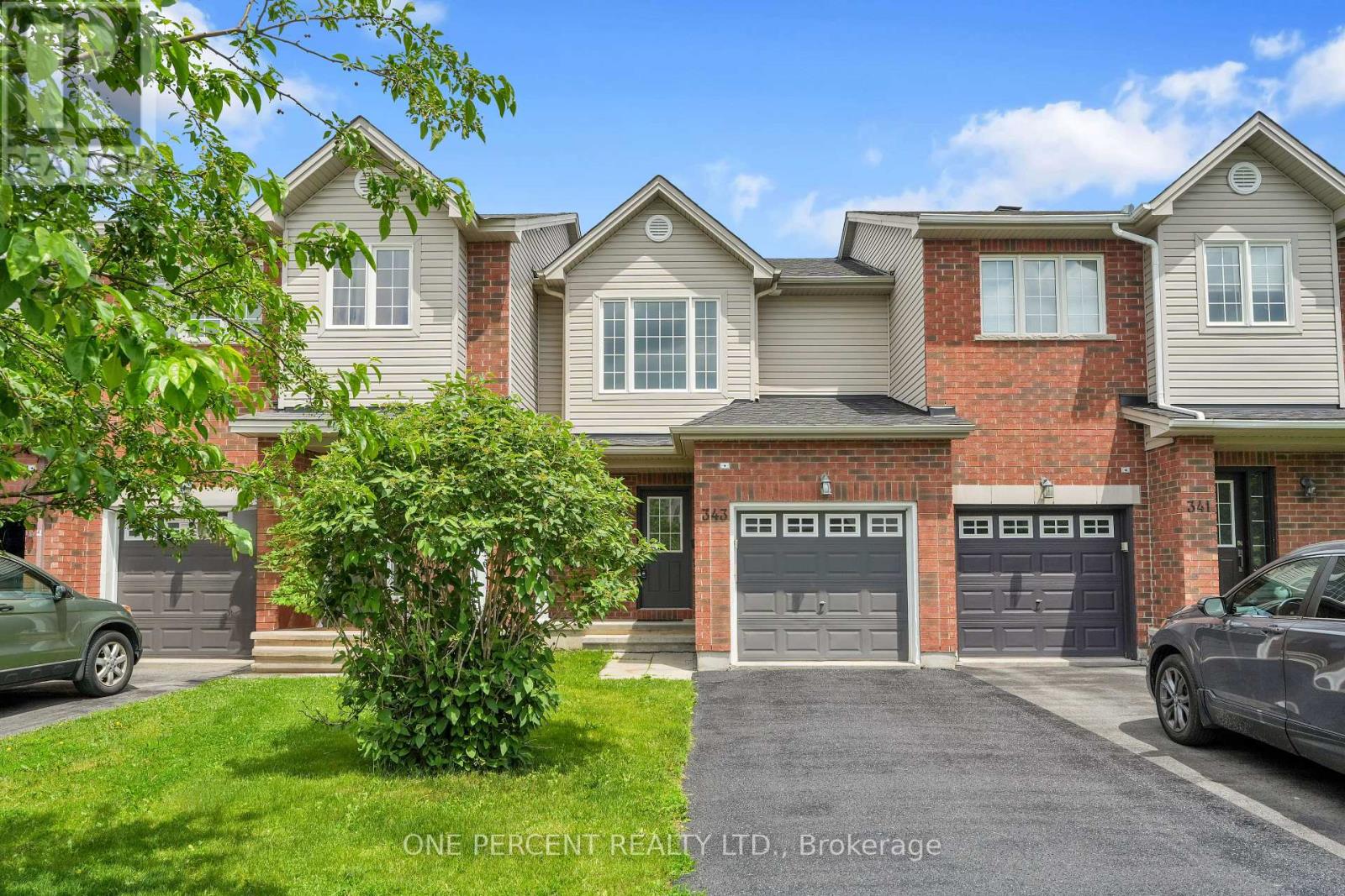 3 Bed, 2 Bath House for Sale in Ottawa – 343 AMICI TERRACE, Ottawa – MLS# X13035248 - Image 2