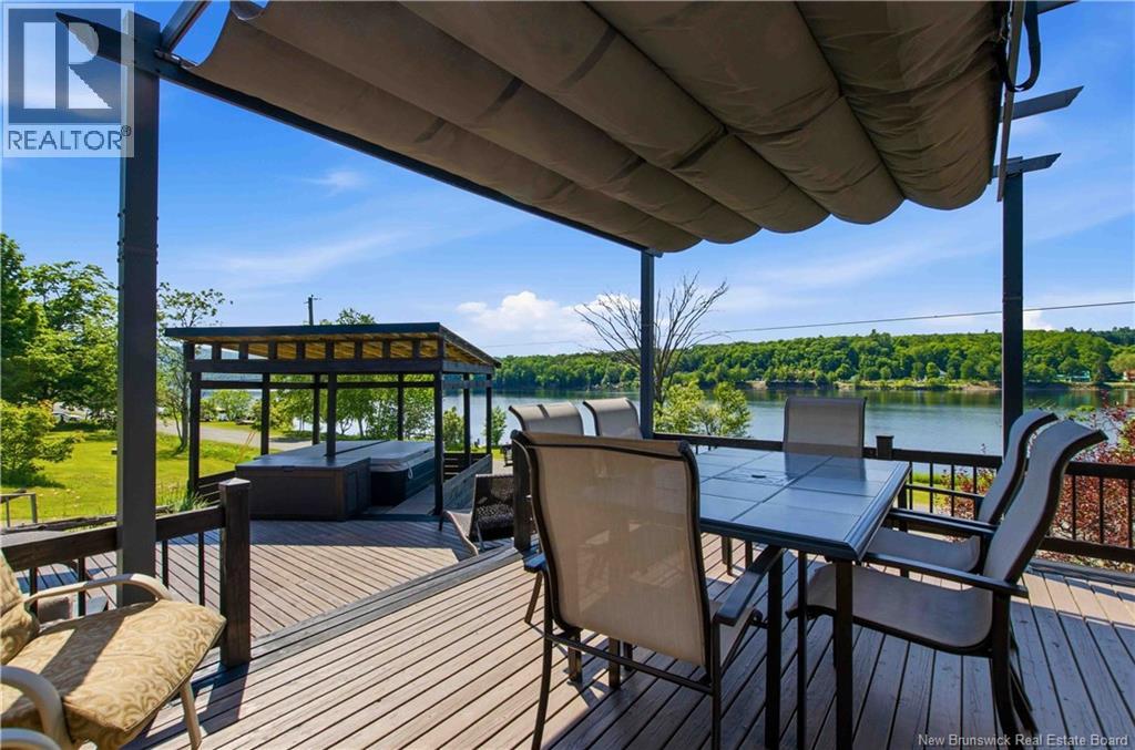 31 Hawkshaw Road - 11