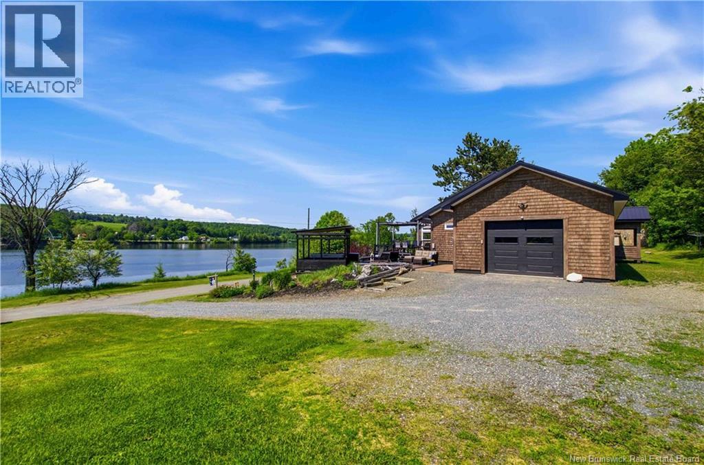 31 Hawkshaw Road - 6