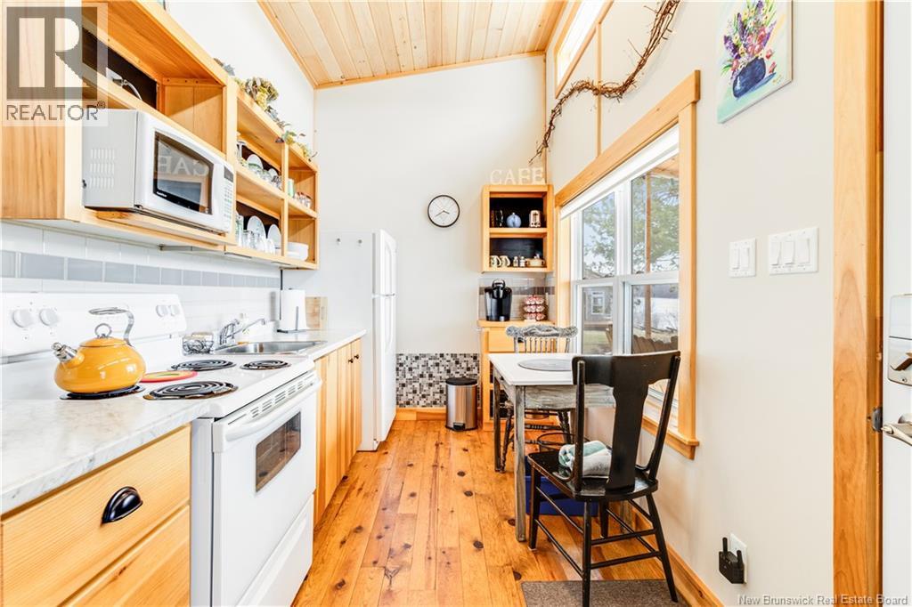 31 Hawkshaw Road - 44