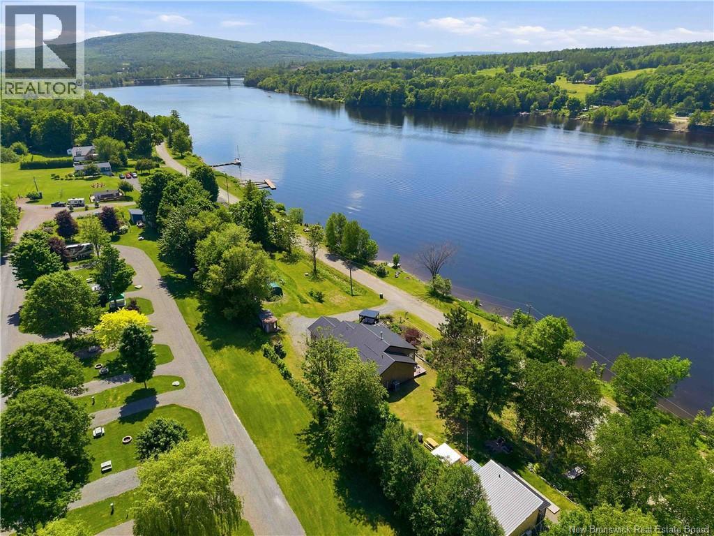 31 Hawkshaw Road - 7