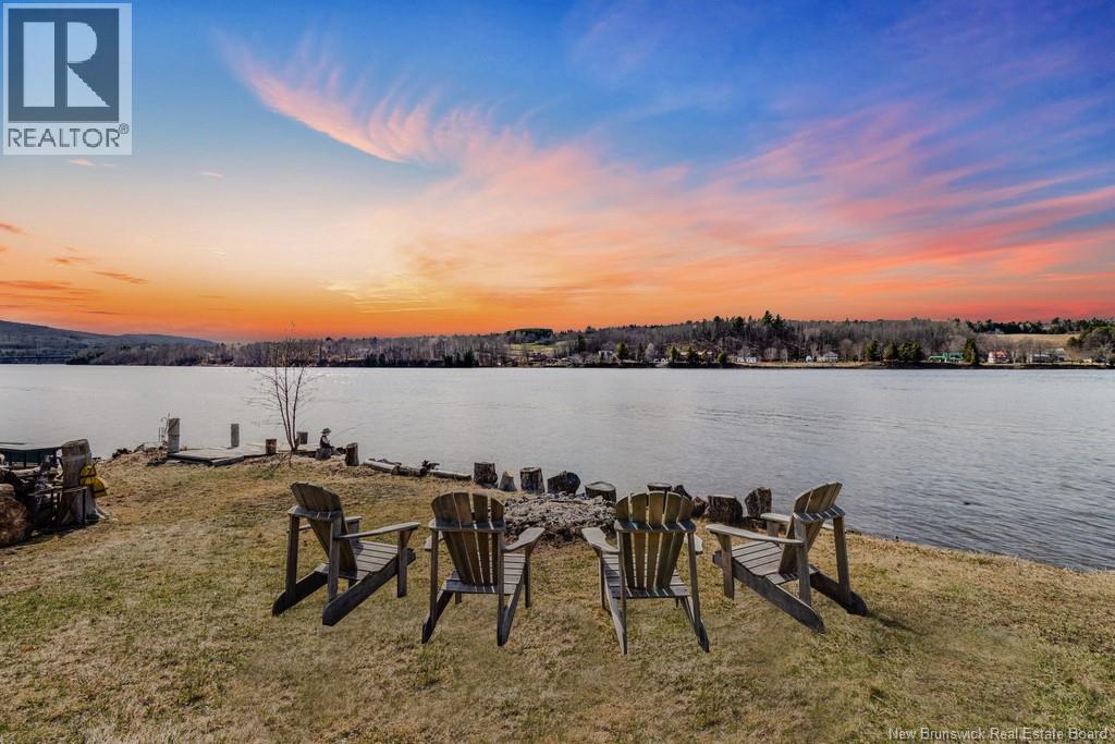 31 Hawkshaw Road - 48