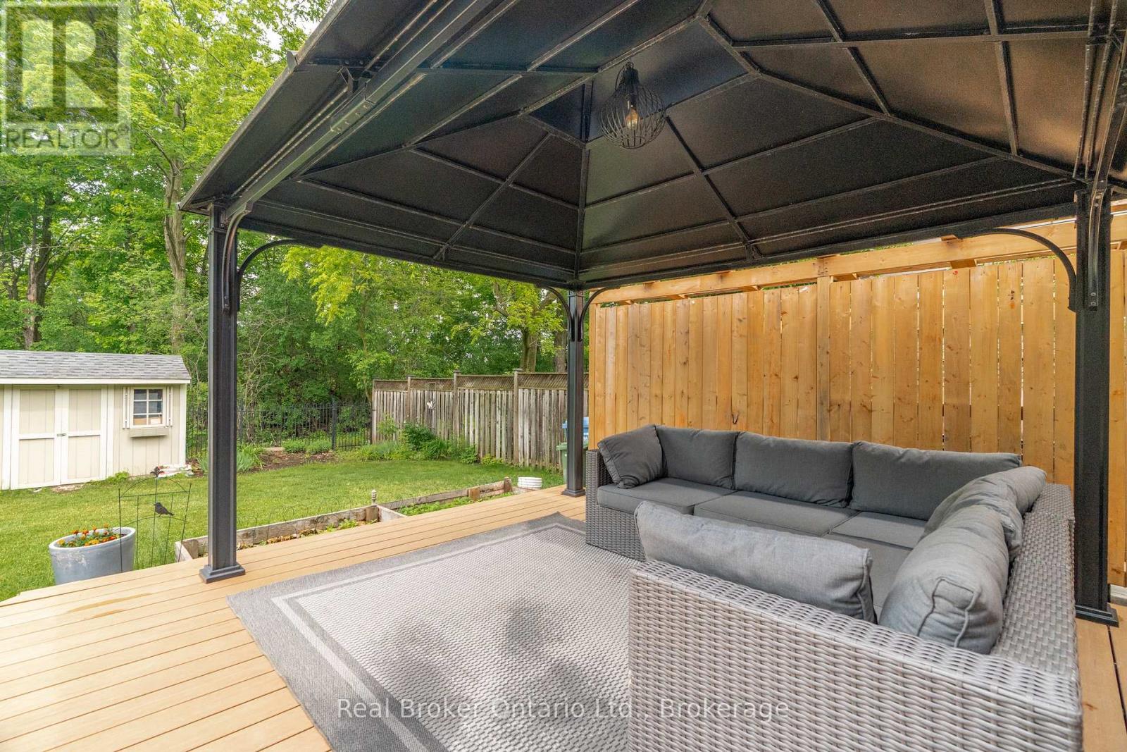 280 FARLEY DRIVE - 39