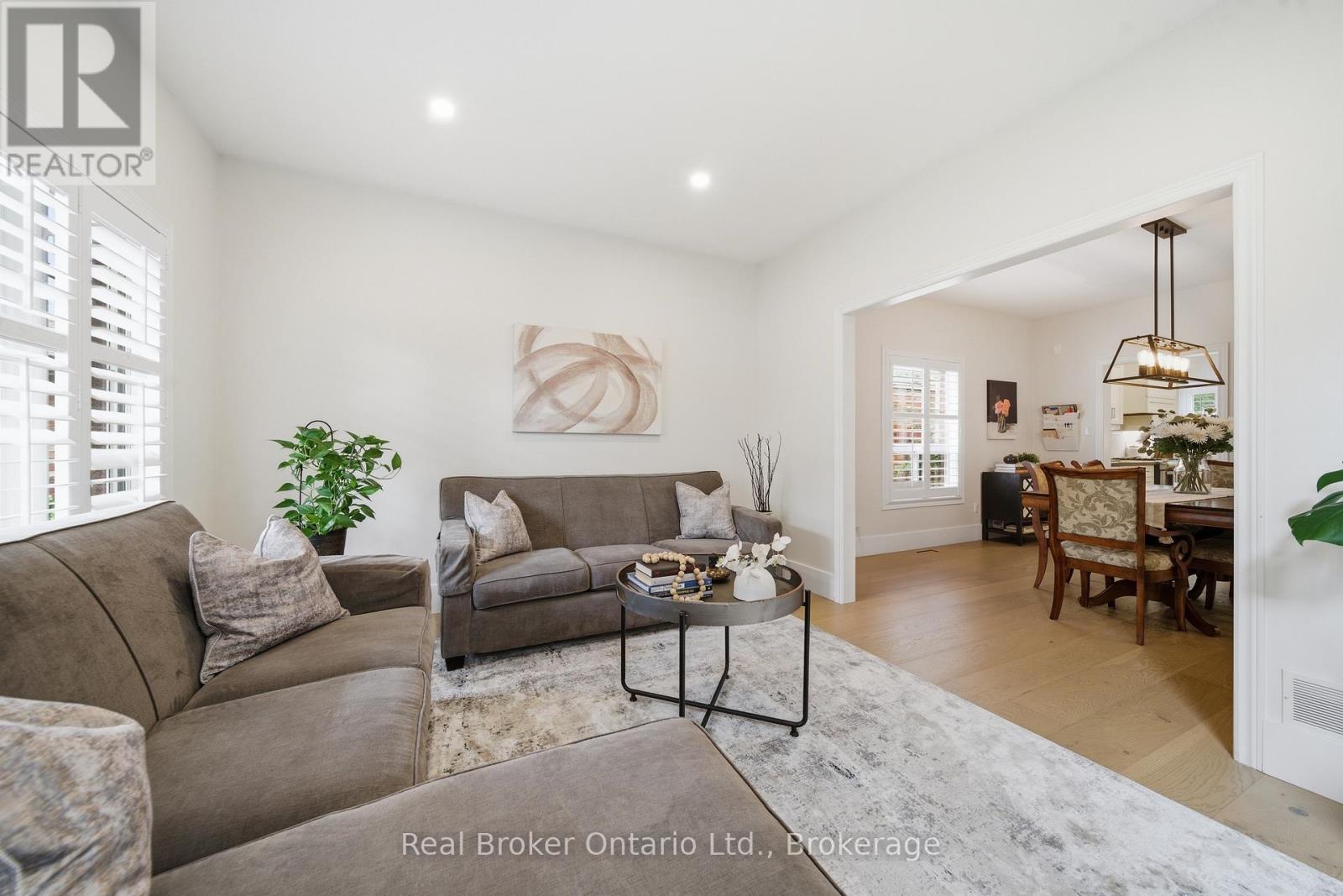 280 FARLEY DRIVE - 5