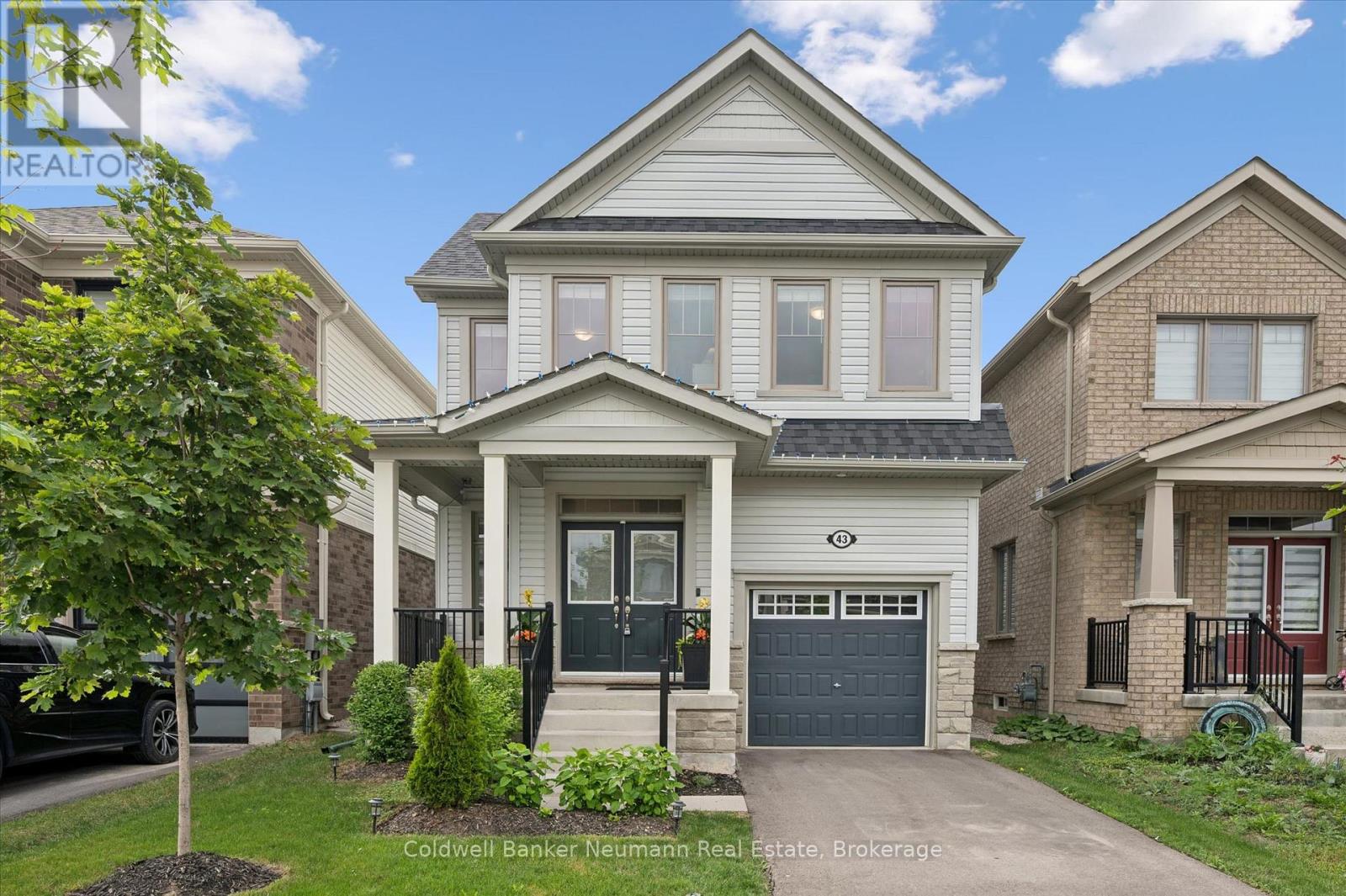 43 HARPIN WAY W - 1