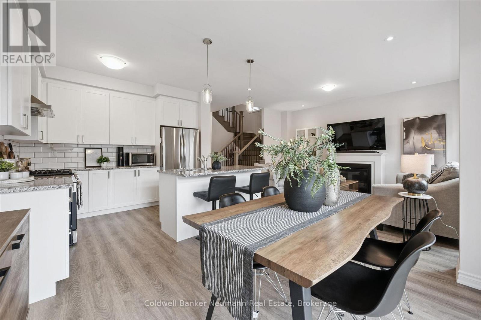 43 HARPIN WAY W - 13