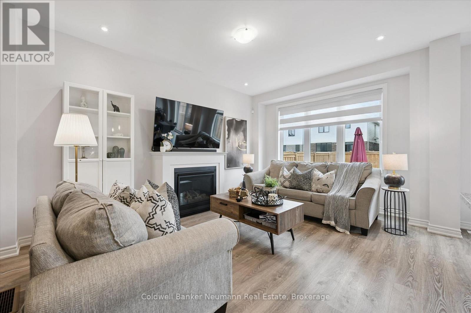 43 HARPIN WAY W - 2