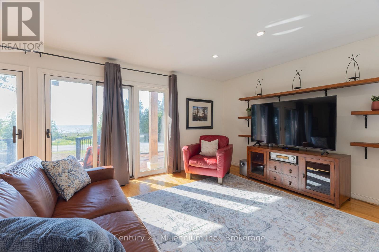 160 SUNSET DRIVE - Image 7