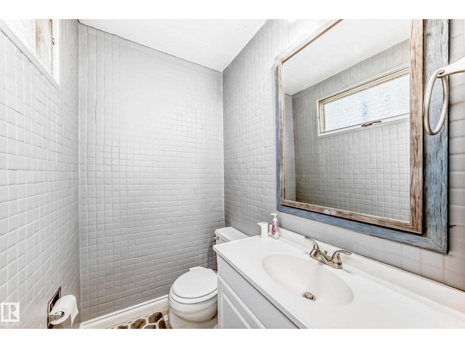 12121 64 ST NW — photo 26