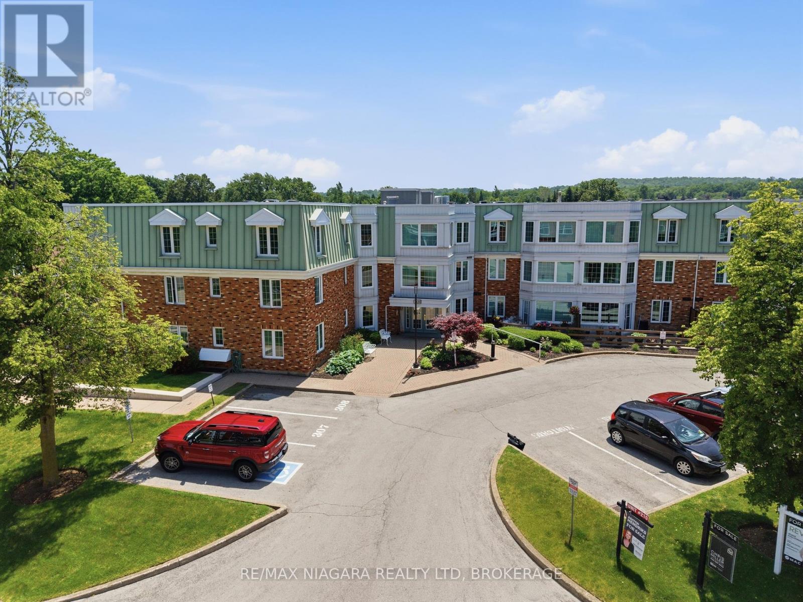#210 3420 FREDERICK AVENUE - 39