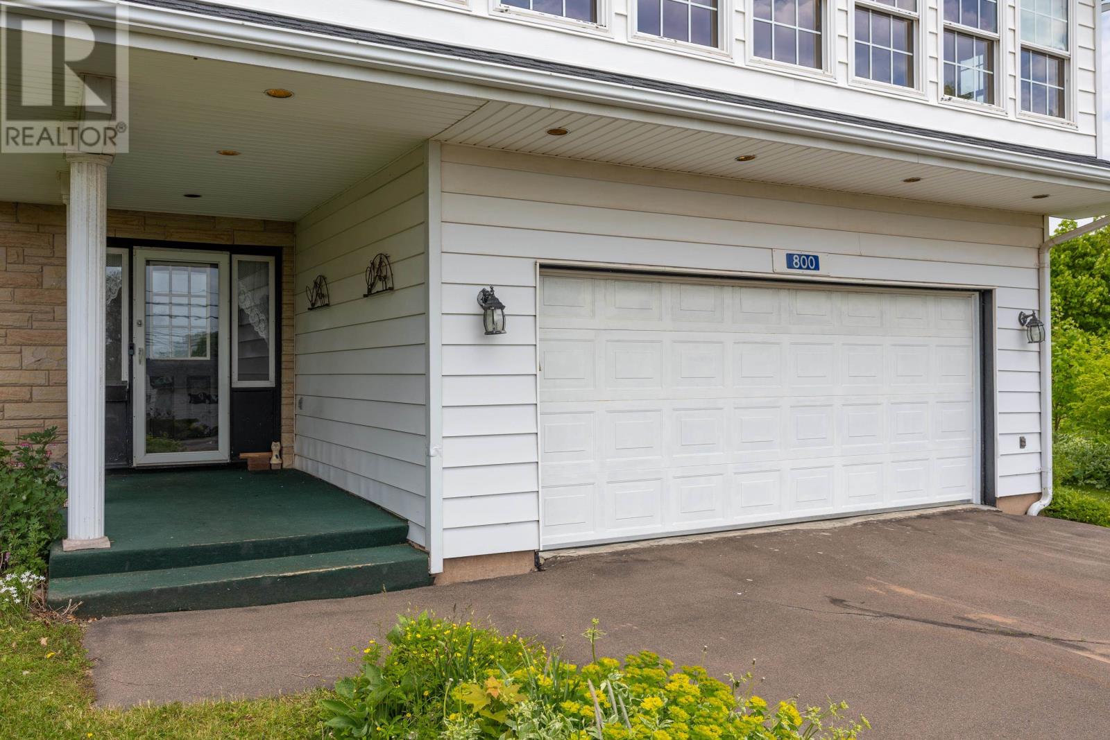800 Main Street - 42