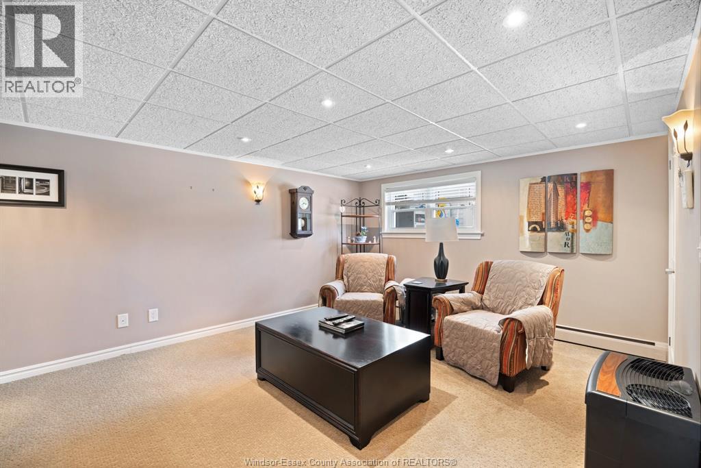 99 VICTORIA STREET South - 12