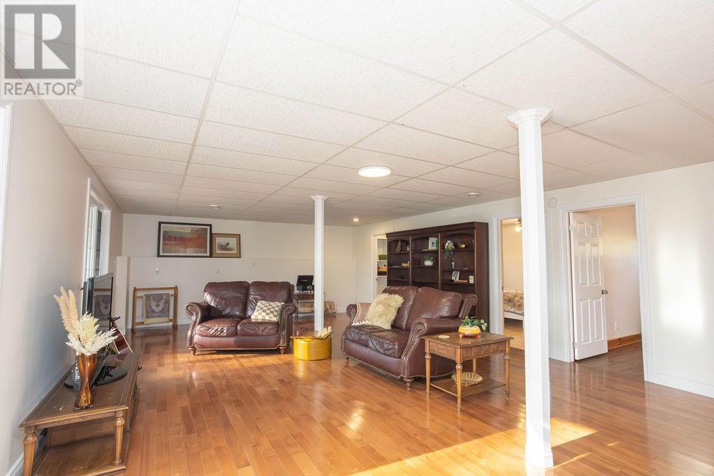 164 Birch Street - 37