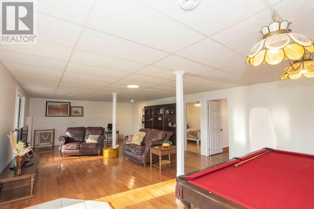 164 Birch Street - 40
