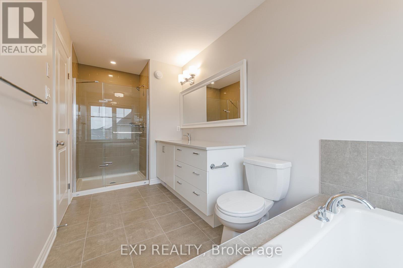 3 Bed, 3 Bath House for Sale in Ottawa – 196 ANGELONIA CRESCENT, Ottawa – MLS# X13420596 - Image 31