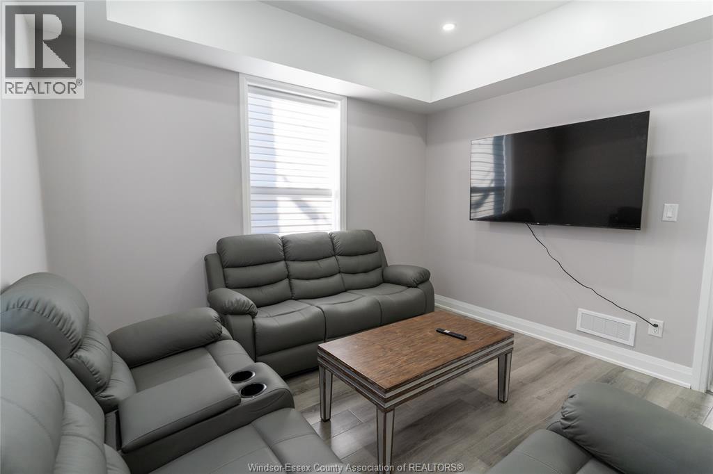 765 DOUGALL AVENUE - 9