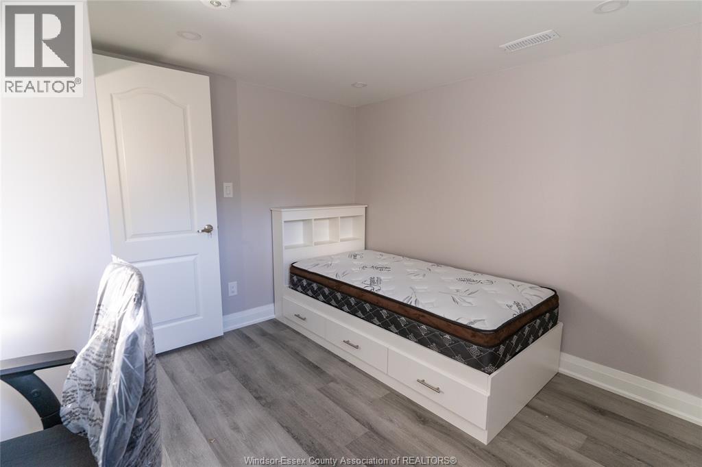 765 DOUGALL AVENUE - 28