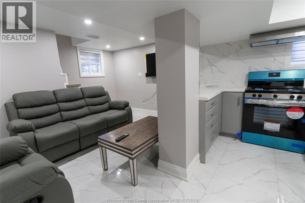 765 DOUGALL AVENUE - 32