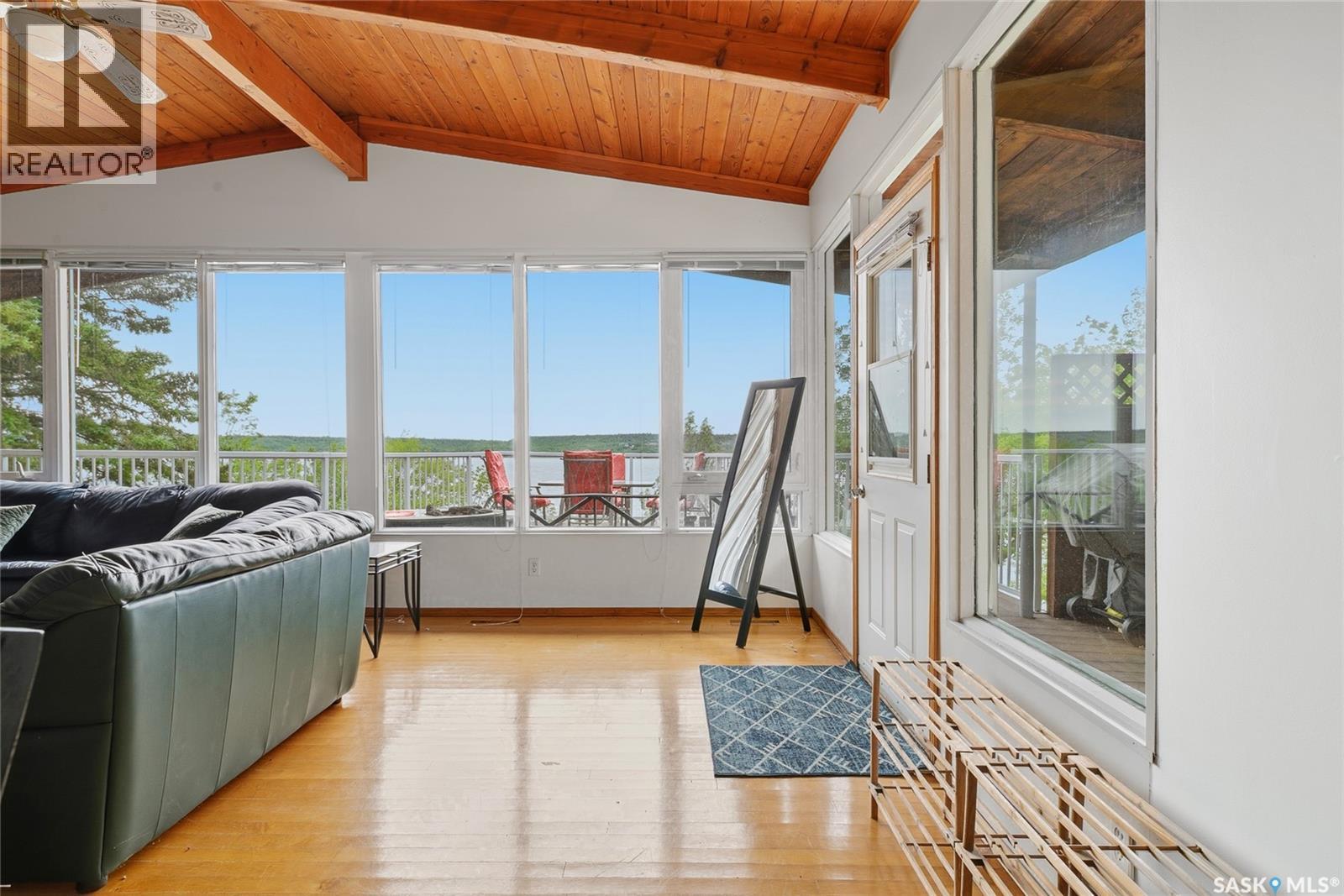 157 Lakeshore DRIVE - 10