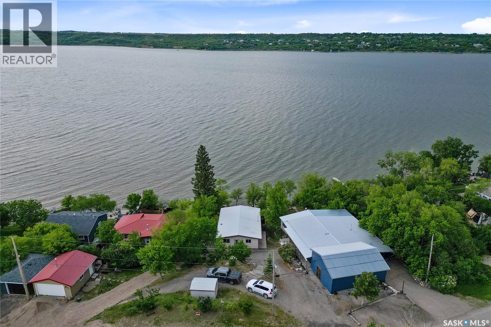 157 Lakeshore DRIVE - 24