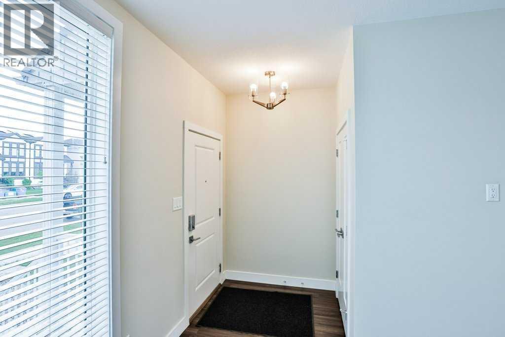 267 Grassland Boulevard W - photo 2