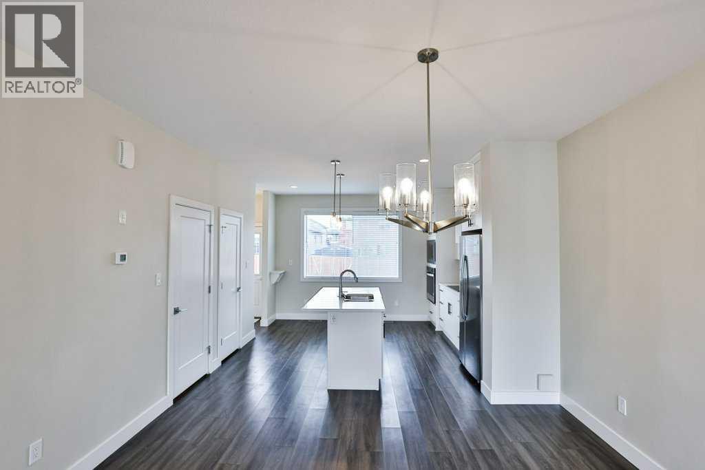 267 Grassland Boulevard W - photo 5