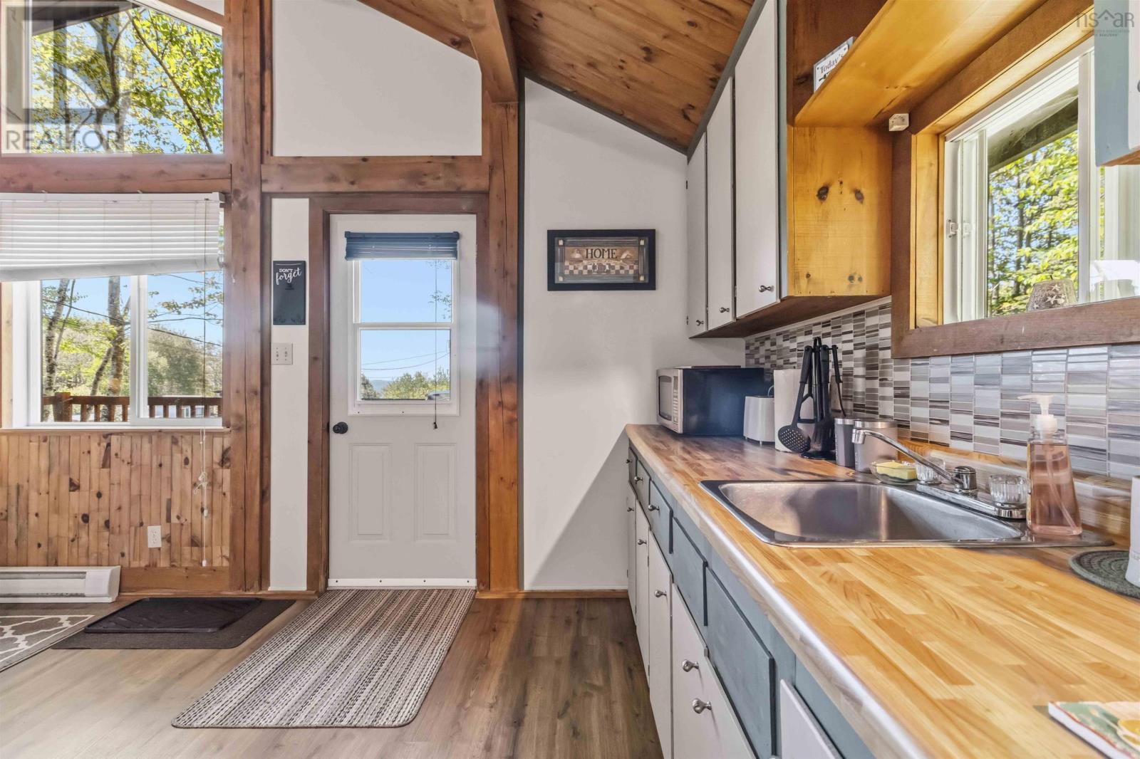 B4 11 Beach View Lane - 11