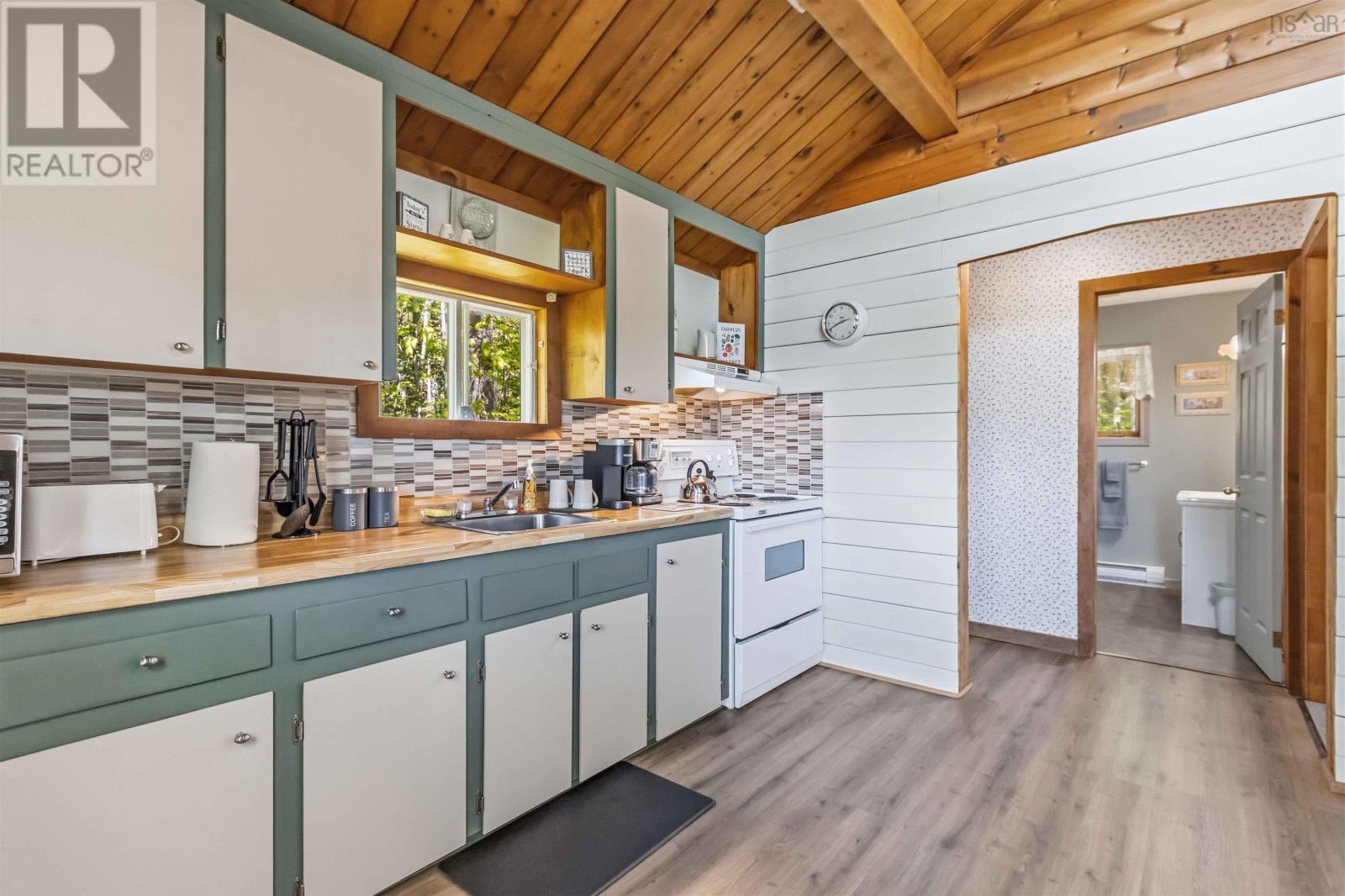 B4 11 Beach View Lane - 8