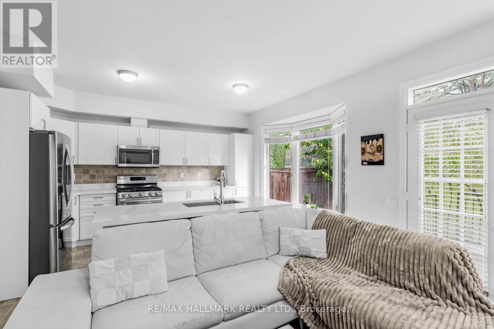 76 WESTBURY COURT - 13