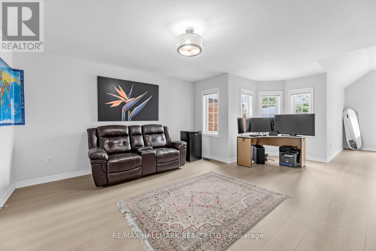 76 WESTBURY COURT - 21