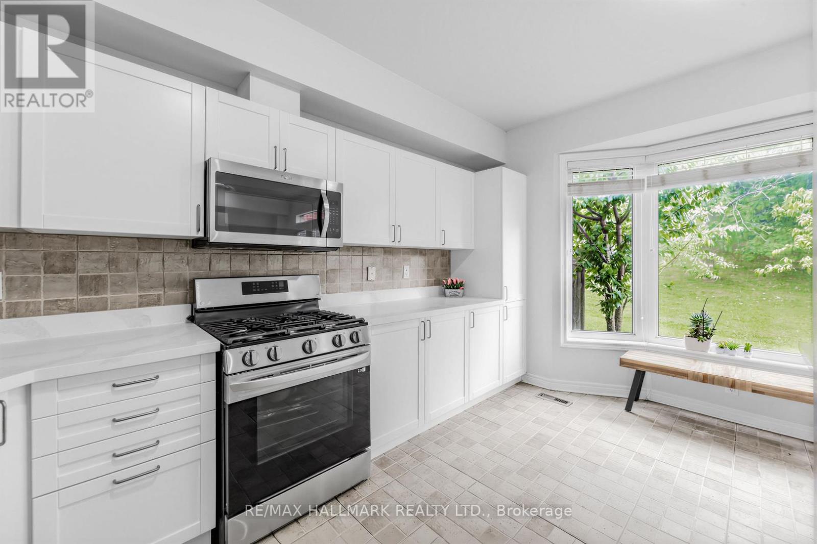 76 WESTBURY COURT - 12